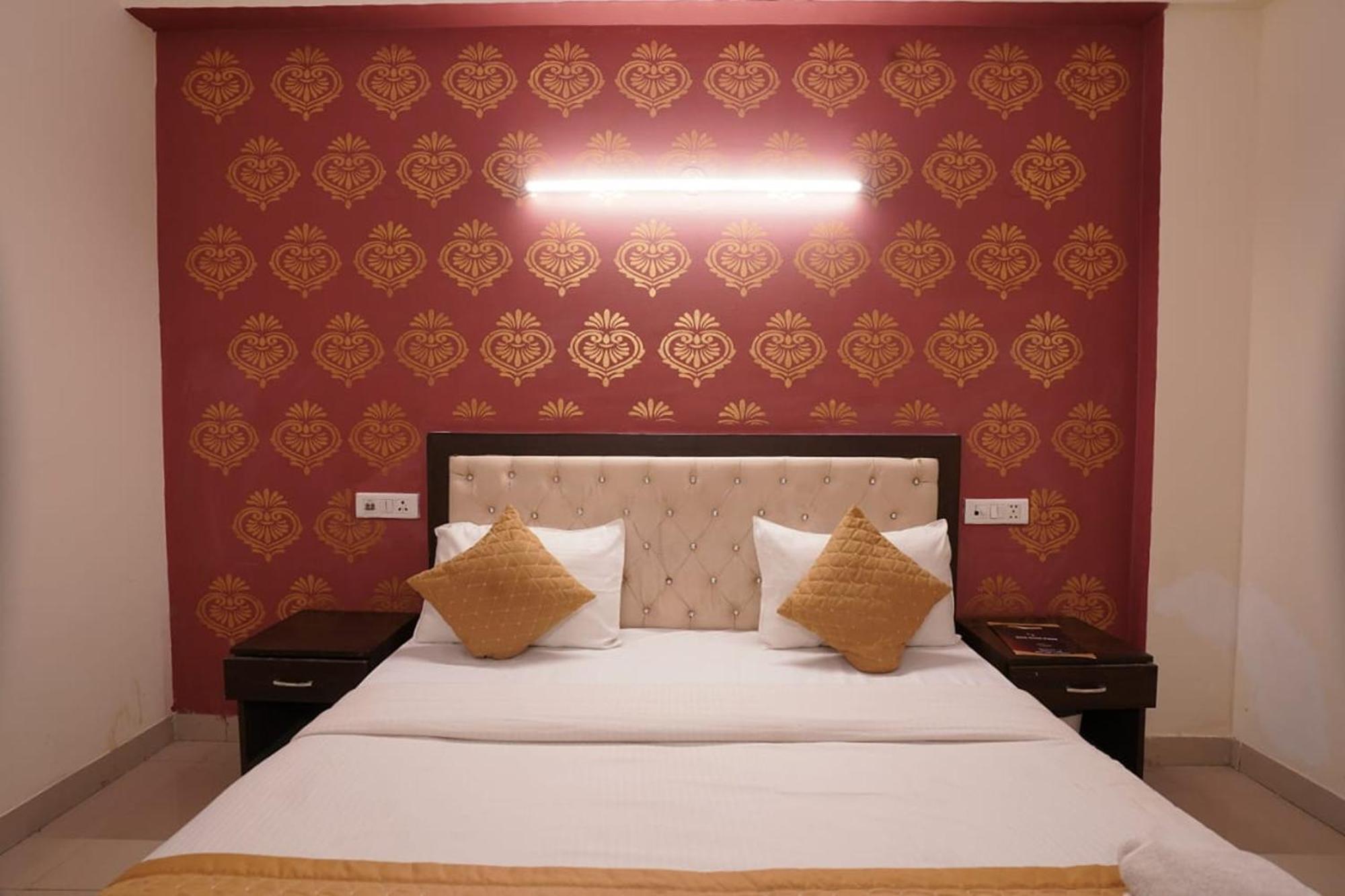Hotel Tourist Palace New Delhi Exterior foto