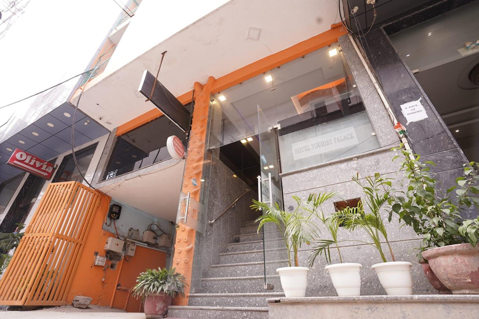 Hotel Tourist Palace New Delhi Exterior foto