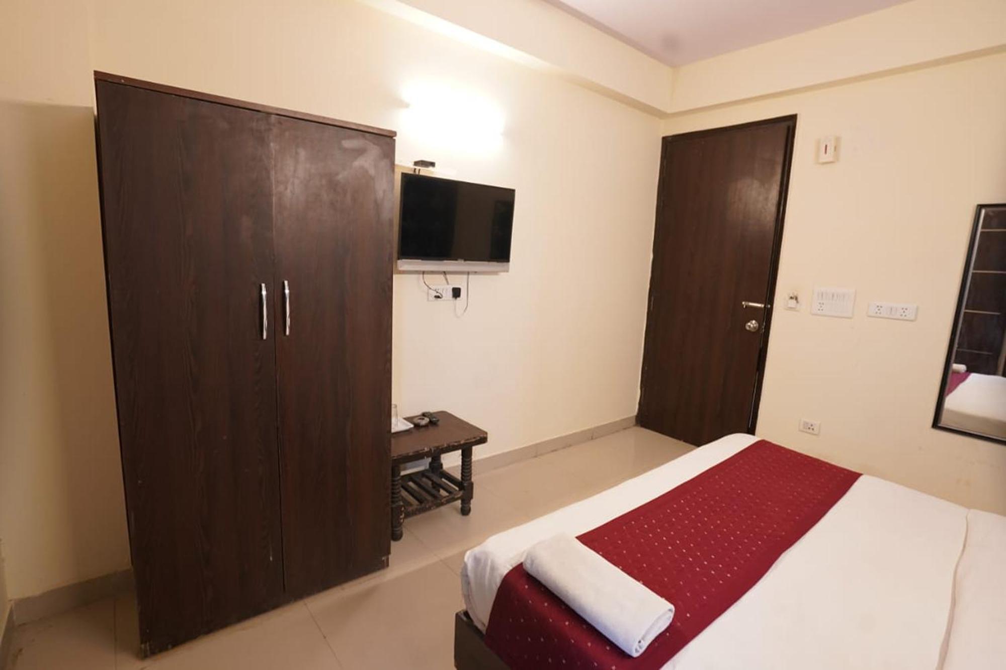 Hotel Tourist Palace New Delhi Exterior foto