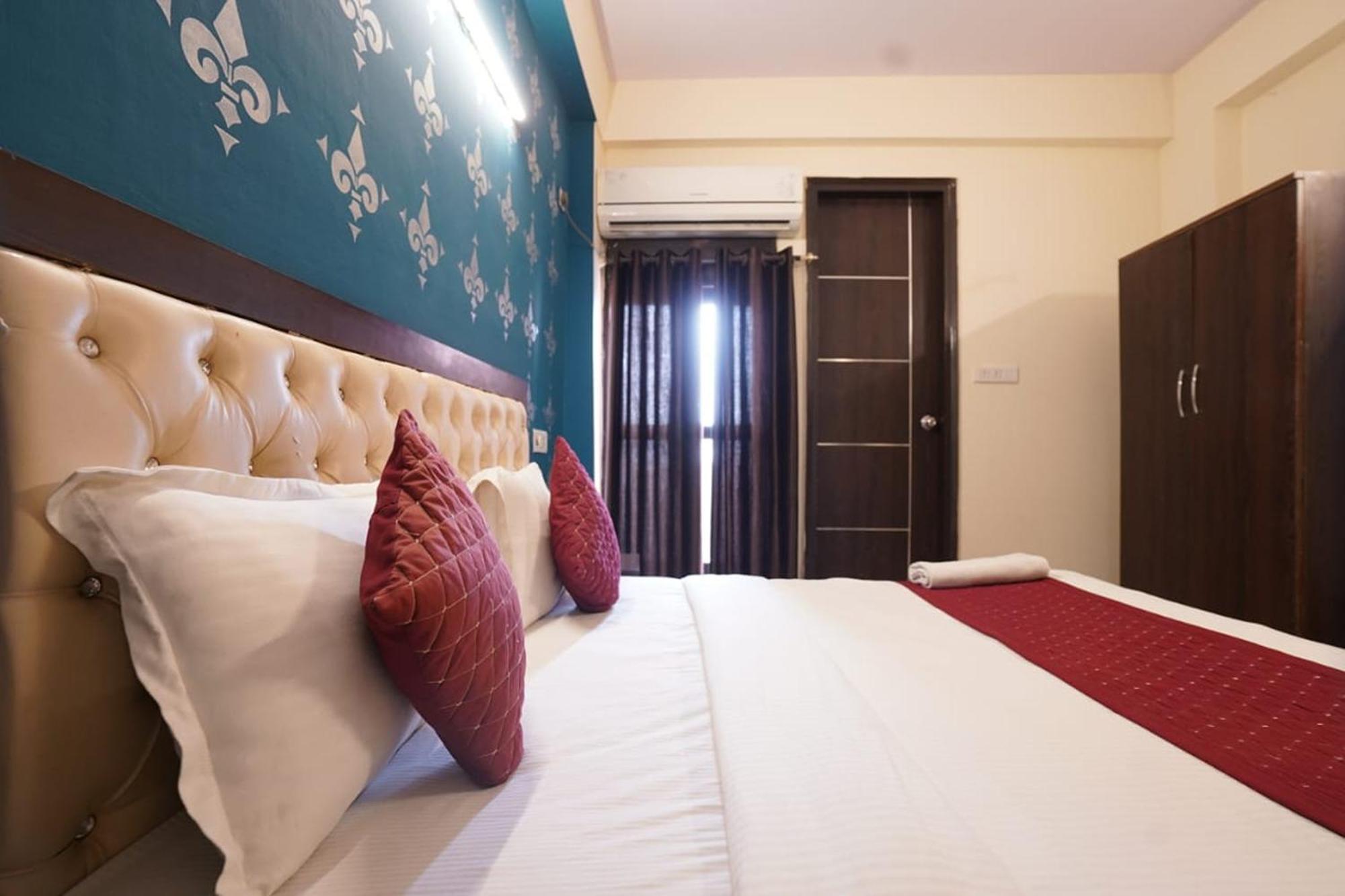 Hotel Tourist Palace New Delhi Exterior foto