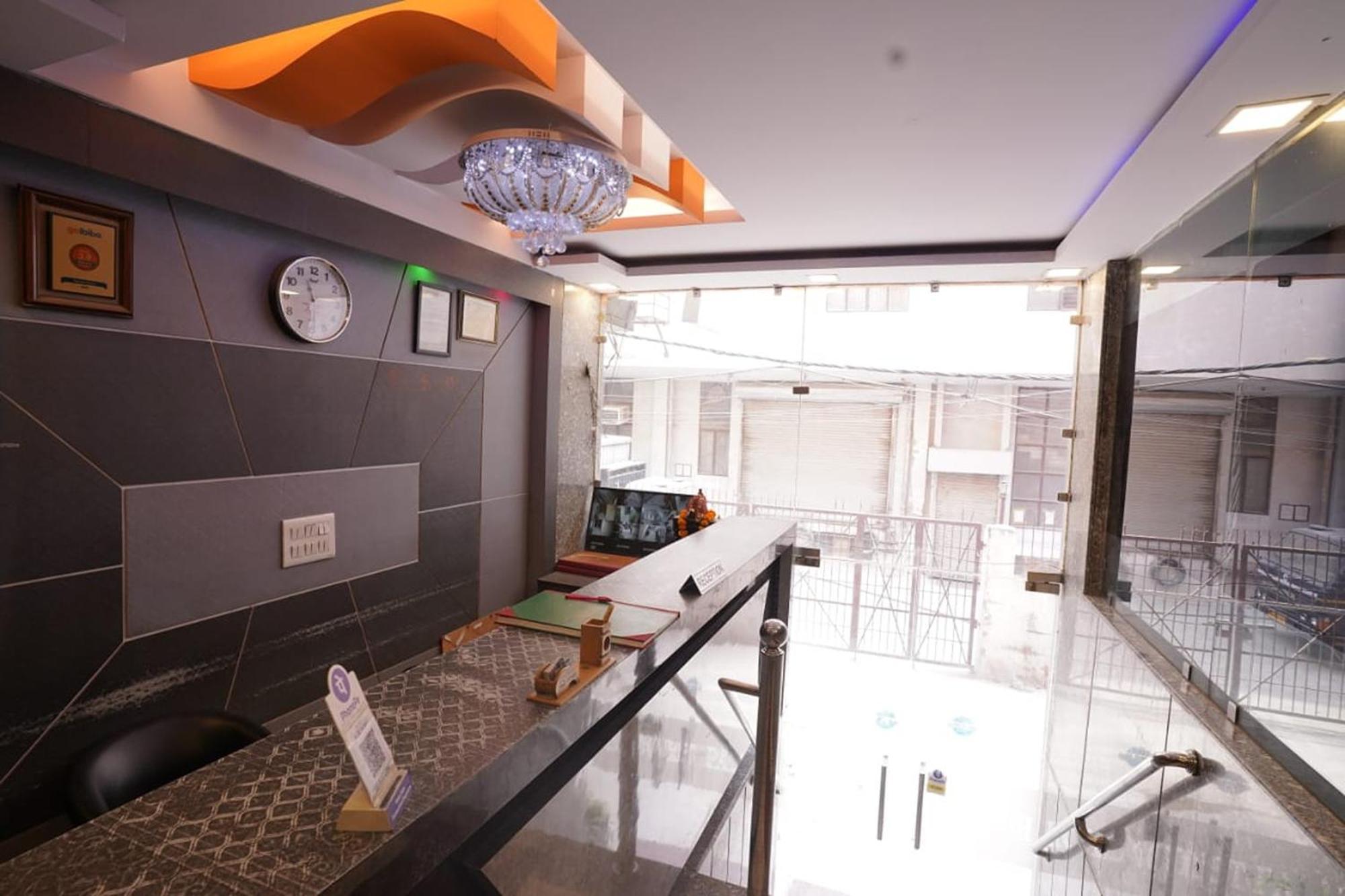 Hotel Tourist Palace New Delhi Exterior foto